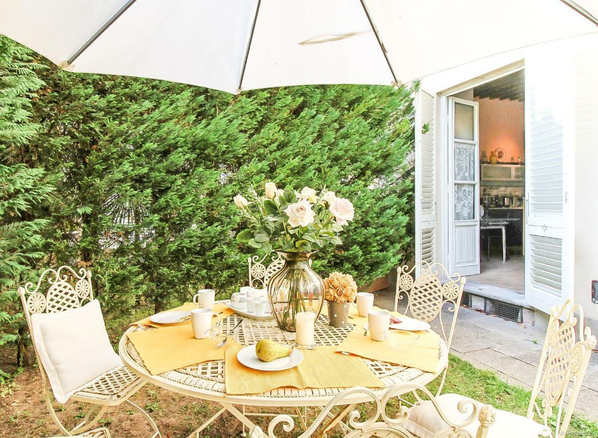 Apartment Guinigi With Private Courtyard Lucca Exterior foto